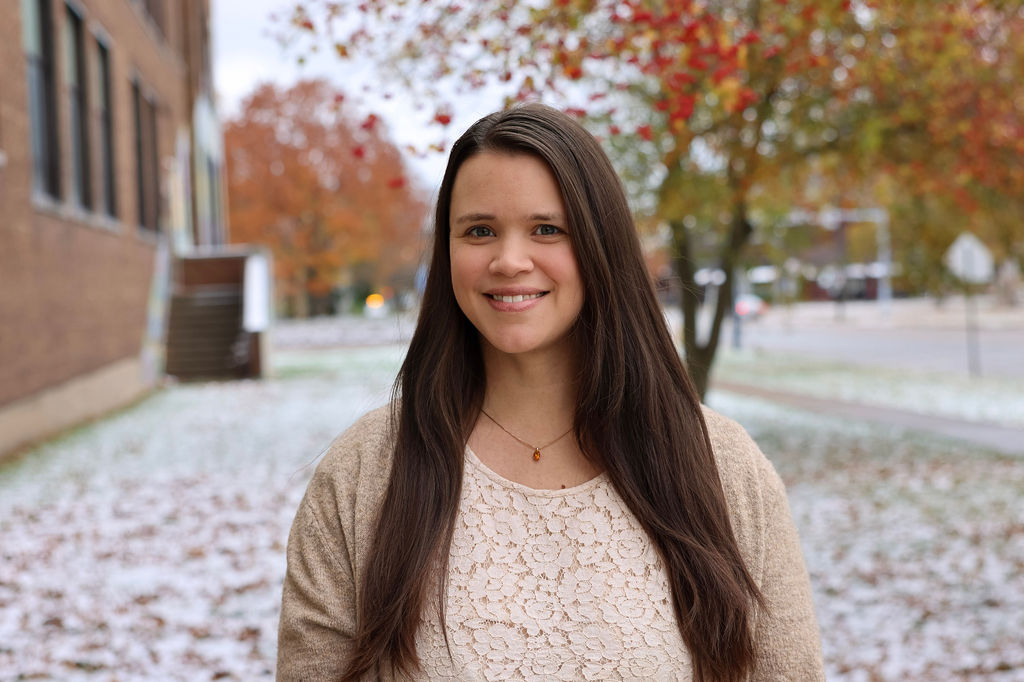 Leann Sestak Staff Picture
